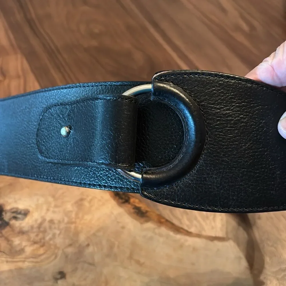 Chico's Leather Statement Belt - Large. Super cute buckle closure, stretch back.